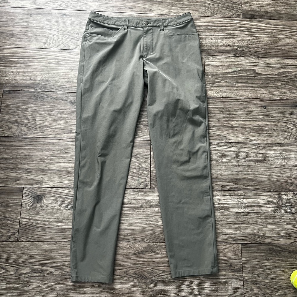 Men’s lululemon pants